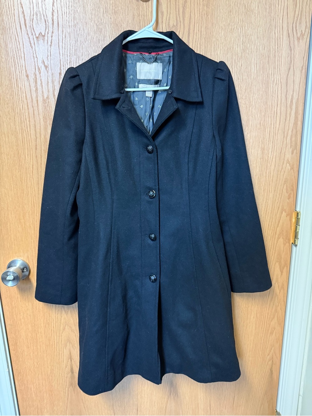 Banana Republic women’s M Black Wool-Blend Overcoat